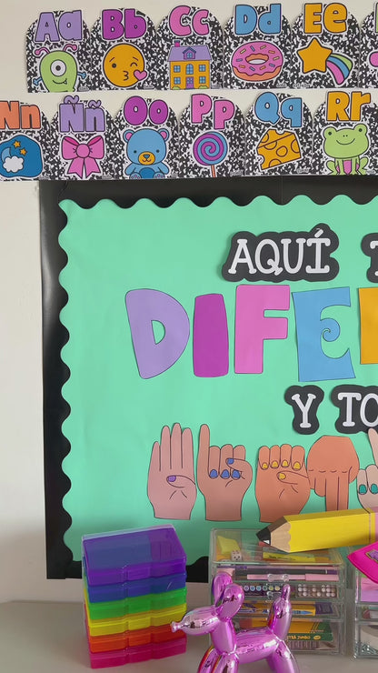 We are all different and we are all welcome - Periodico Mural/Bulletin board